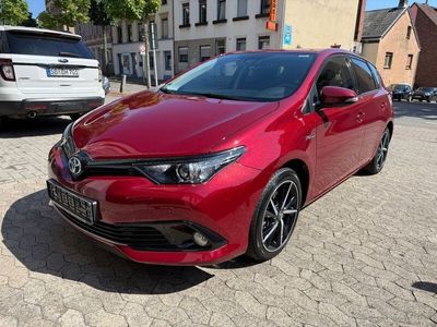 Toyota Auris Hybrid