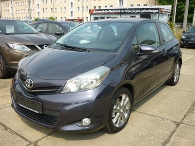 gebraucht Toyota Yaris 1.33 VVT-i Club Rückfahr-Kamera...! NAVi...!