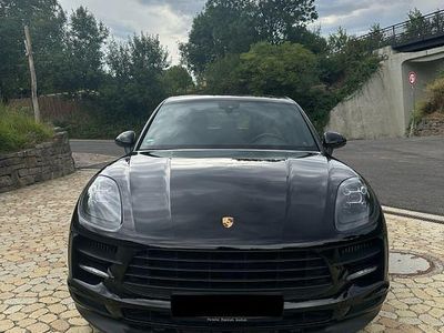 Porsche Macan S