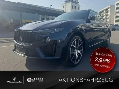 Gebraucht Maserati Levante 349 PS (256 kW) 2022 Blau SUV