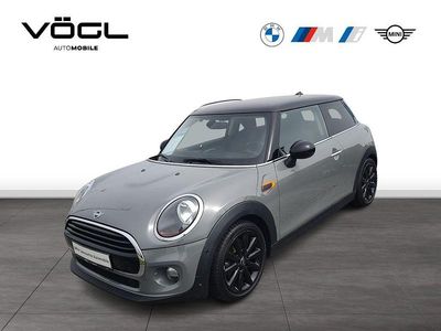 Usado Mini Cooper Hatch 136 HP (100 kW) 2019 Cinzento Citadino