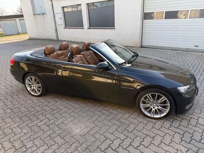 Gebraucht BMW 320 Cabriolet Sport Line 170 PS (125 kW) 2008 Schwarz Cabrio