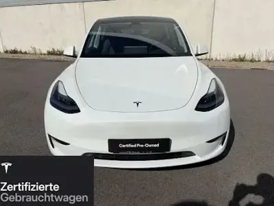 Käytetty Tesla Model Y Performance 321 kW (437 HP) 2023 Valkoinen Katumaasturi