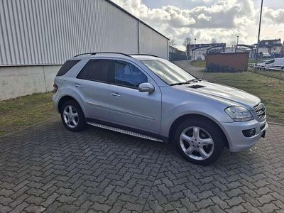 Second-hand Mercedes ML320 224 CP (164 kW) 2007 SUV