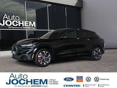 Schwarz Gebraucht 2022 Ford Mustang Mach-E Standard Range SUV | 34.900 € (Fairer Preis)