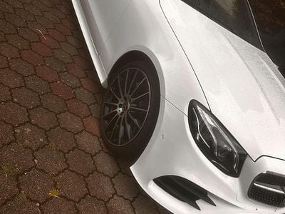 Mercedes E200