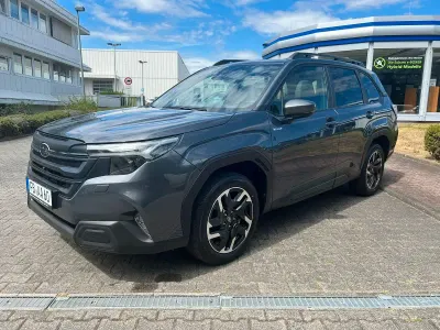 Gebraucht Subaru Forester Exclusive+ 136 PS (100 kW) 2025 Grau SUV