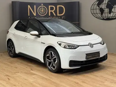 Gebraucht VW ID.3 Pure 110 kW (150 PS) 2021 Gletscherweiß metallic (metallic) Kleinwagen
