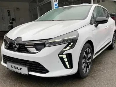 Neu Mitsubishi Colt Plus 91 PS (66 kW) 2025 Antarktisweiß Kleinwagen