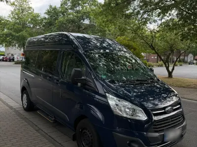 Gebraucht Ford Transit 145 PS (106 kW) 2018 Blau Van