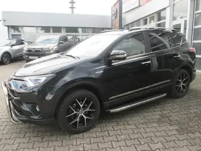 Gebraucht Toyota RAV4 Hybrid Basis 197 PS (144 kW) 2017 Mysticschwarz mica SUV