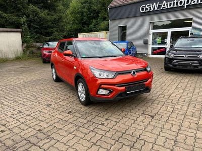 Gebraucht Ssangyong (KGM) Tivoli 128 PS (94 kW) 2019 Rat orange pop (met) SUV