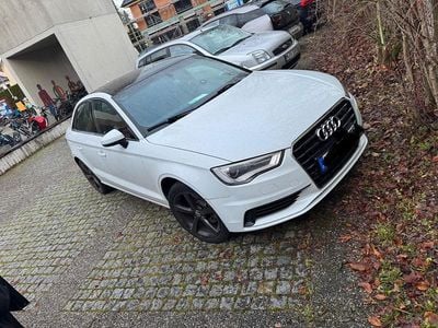 Weiß Gebraucht 2016 Audi A3 Limousine | 19.900 € (Fairer Preis)