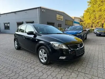 Gebraucht Kia Ceed Edition 7 90 PS (66 kW) 2012 Schwarz Kleinwagen