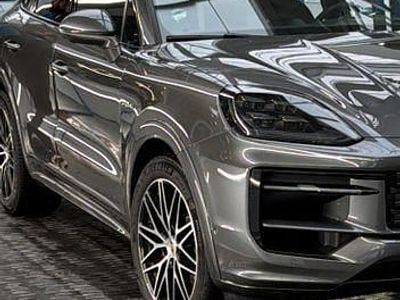 Gebraucht Porsche Cayenne S E-Hybrid Black Edition 519 PS (381 kW) 2025 Grau SUV