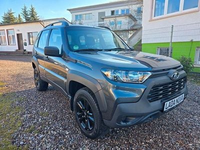 Gebraucht Lada Urban 83 PS (61 kW) 2023 Grau SUV