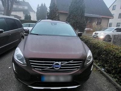 Braun Gebraucht 2015 Volvo XC60 SUV | 18.500 € (Fairer Preis)