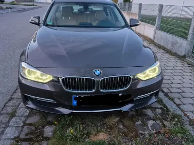 Gebraucht BMW 320 Efficient Dynamics 163 PS (119 kW) 2012 Braun Limousine