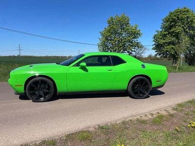 Second-hand Dodge Challenger 309 CP (227 kW) 2015 Verde Coupe