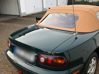 Second-hand Mazda MX5 131 CP (96 kW) 1996 Verde Cabrio