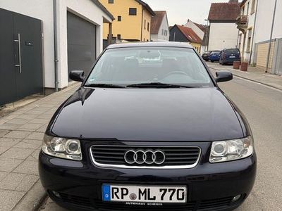 Usata Audi A3 102 CV (75 kW) 2001 Blu Utilitaria