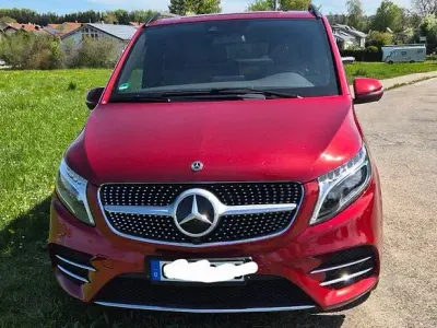 Usata Mercedes V300 AMG 239 CV (175 kW) 2020 Rosso Monovolume