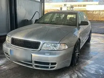 Second-hand Audi S4 Sport 265 CP (194 kW) 1999 Argintiu Break