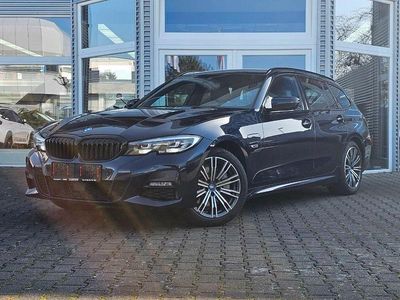 Gebraucht BMW 330e M Sport 184 PS (135 kW) 2022 Blau Kombi