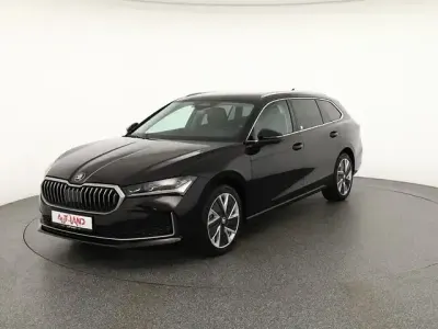 Gebraucht Skoda Superb Selection 193 PS (141 kW) 2024 Schwarz Kombi
