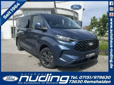 Neu Ford Tourneo Custom Titanium 170 PS (125 kW) 2026 Chromablau Van
