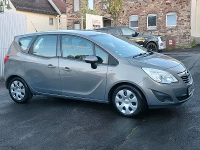 Gebraucht Opel Meriva 120 PS (88 kW) 2012 Grau Van / Kleinbus