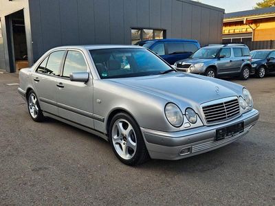 Mercedes E280