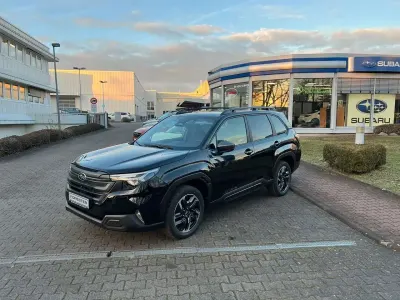 Neu Subaru Forester Exclusive+ 136 PS (100 kW) 2025 Schwarz SUV