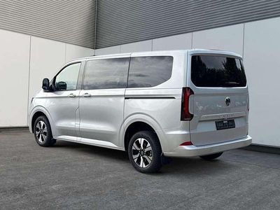 Nuova VW Caravelle Style 150 CV (110 kW) 2026 Grigio Furgone