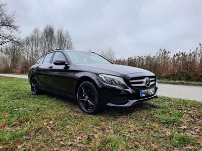 Schwarz Gebraucht 2017 Mercedes C220 SE Kombi | 15.000 € (Guter Preis)
