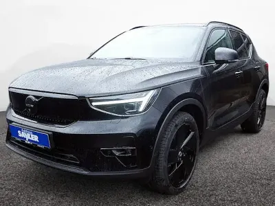 Nowe Volvo EX40 Plus 185 kW (252 KM) 2026 Czarny SUV