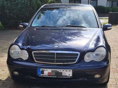 Mercedes C200