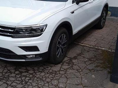 Usata VW Tiguan Allspace Trendline 150 CV (110 kW) 2018 Bianco SUV