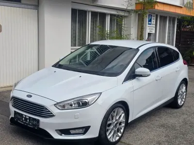 Gebraucht Ford Focus Titanium 150 PS (110 kW) 2016 Weiß Limousine
