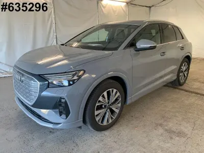 Gebraucht Audi Q4 e-tron S-Line 150 kW (204 PS) 2023 Grau SUV