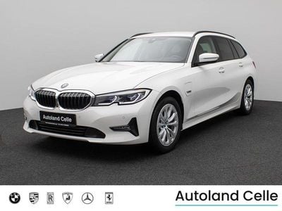 Gebraucht BMW 320e Sport Line 204 PS (150 kW) 2022 Alpinweiss uni300schwarz Limousine