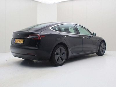 Schwarz Gebraucht 2020 Tesla Model 3 Standard Range Limousine | 21.900 € (Guter Preis)
