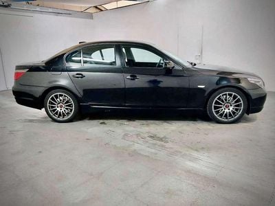 BMW 523