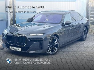 Gebraucht BMW 750e M Sport 489 PS (359 kW) 2025 Dravitgrau Limousine