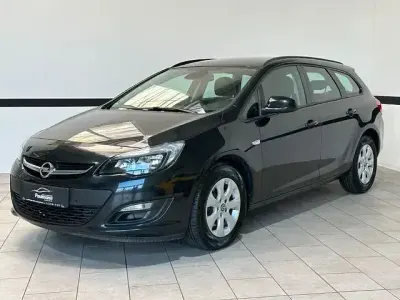 Second-hand Opel Astra Style 339 CP (249 kW) 2015 Negru Break