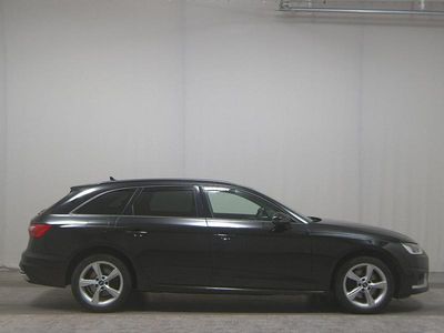 Schwarz Gebraucht 2021 Audi A4 Advanced Kombi | 16.380 € (Guter Preis)