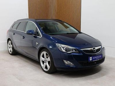 Używany Opel Astra 125 KM (91 kW) 2012 Niebieski Kombi