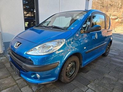 Blau Gebraucht 2006 Peugeot 1007 Filou Van / Kleinbus | 1.700 € (Guter Preis)