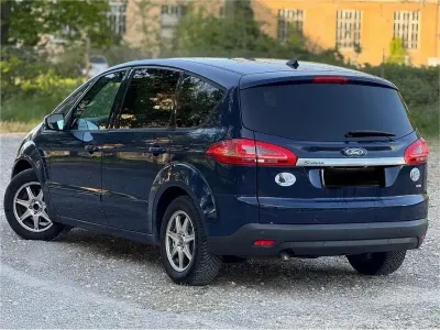 Second-hand Ford S-MAX S 140 CP (102 kW) 2010 Albastru Monovolum