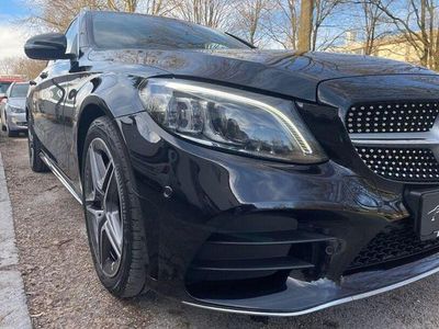 Second-hand Mercedes C220 AMG line 194 CP (142 kW) 2019 Negru Berlinǎ